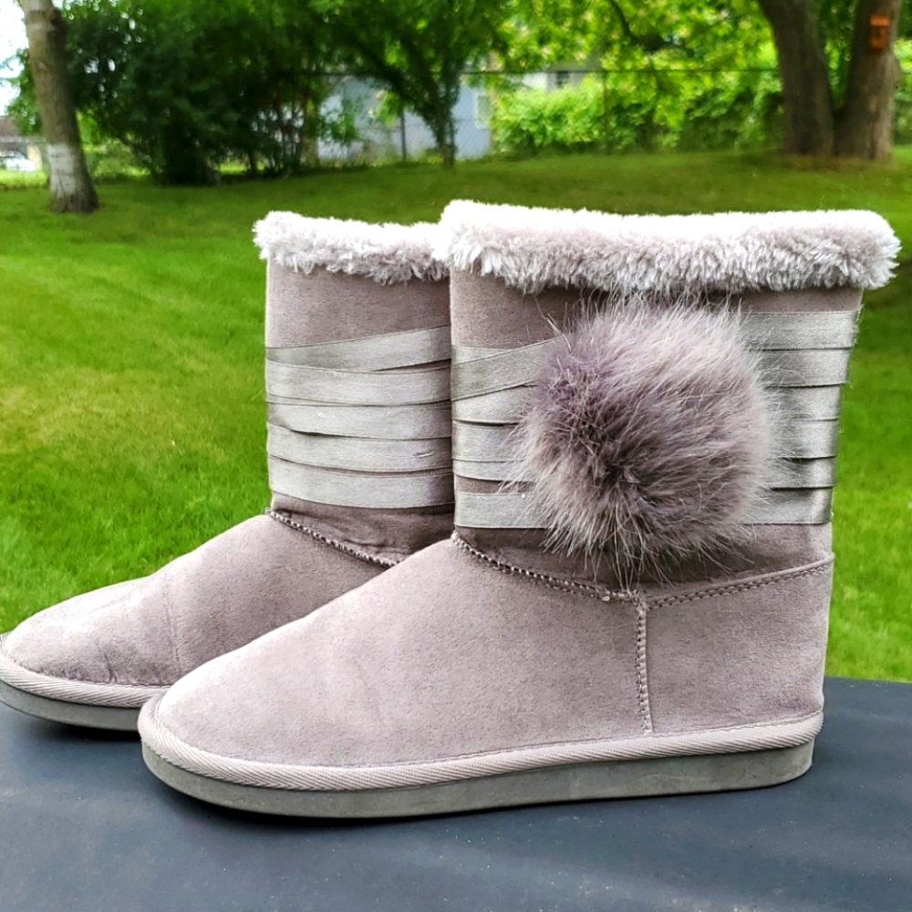 Justice Girls Gray Boots Size 4